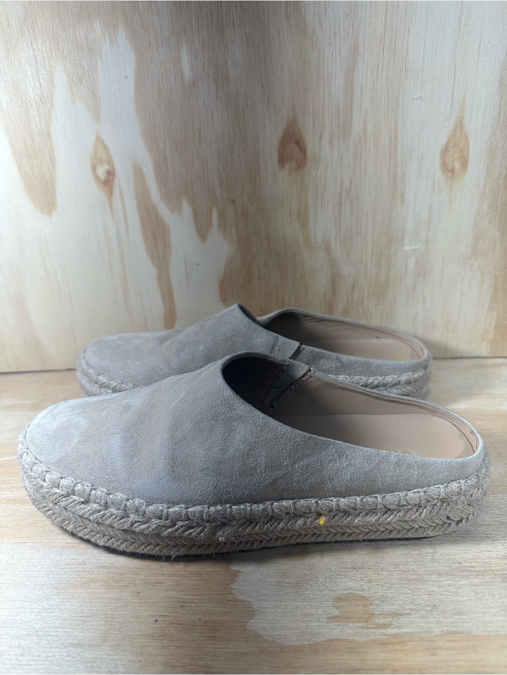 Vince Suede Espadrille Mules Women’s Size 7